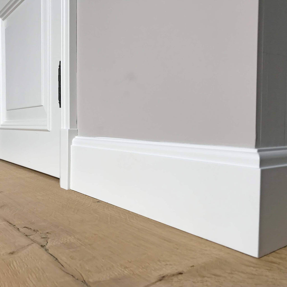 Plinten in huis: klein detail, groot verschil (en hoe je de juiste kiest)