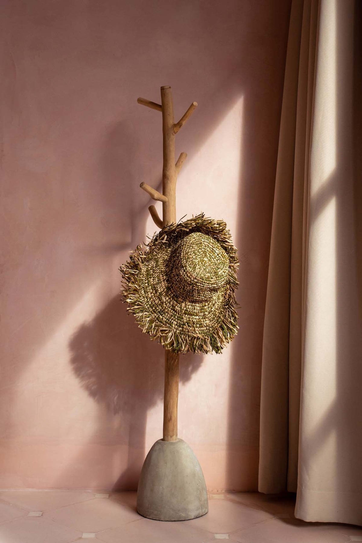 De betonnen kleerhanger - naturel — Bazar Bizar, foto 6