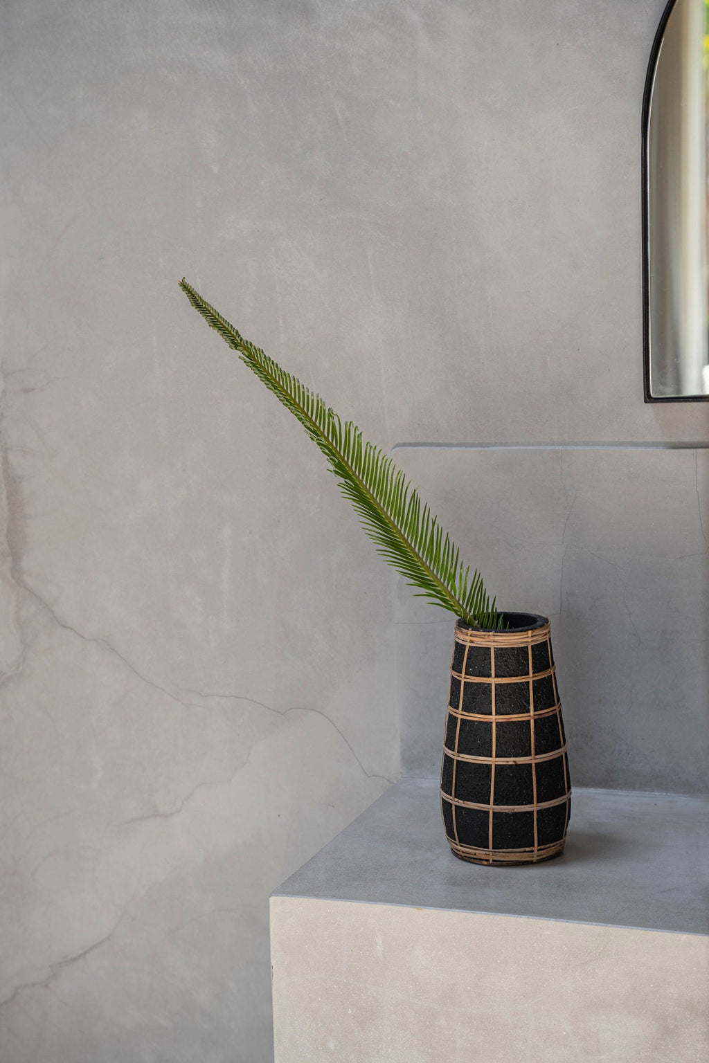 The Cutie Vase - Zwart Naturel - M — Bazar Bizar, foto 2