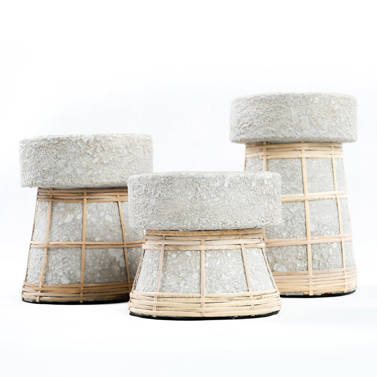 De Serene Kaarsenhouder - Beton Naturel - L — Bazar Bizar, foto 6