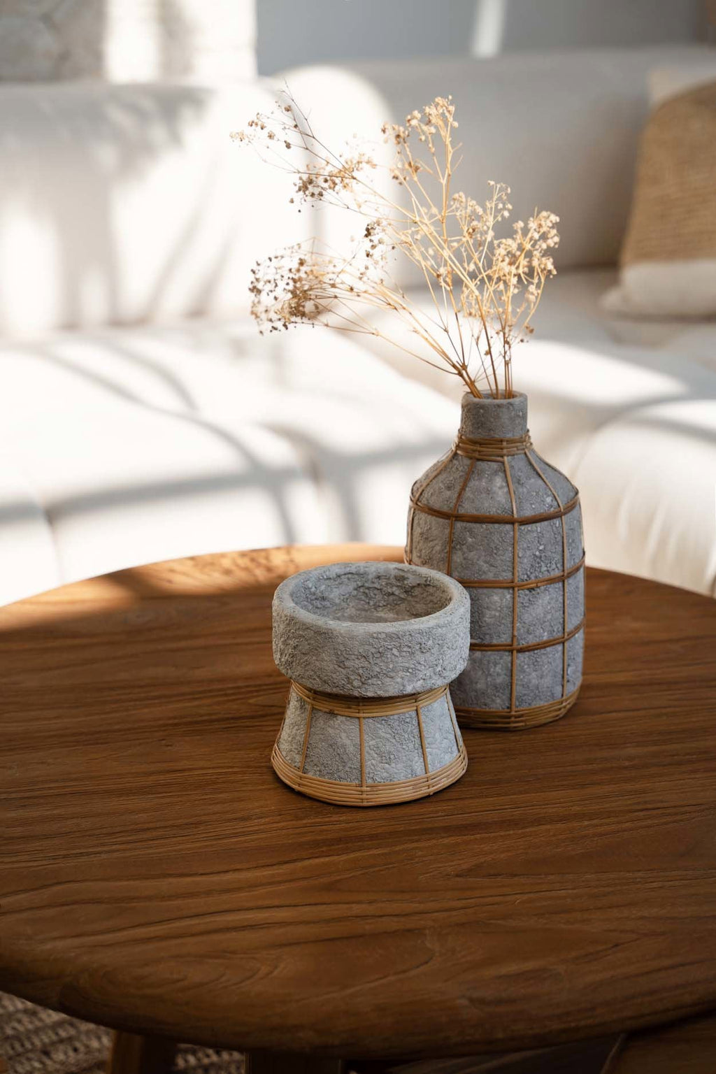 De Whoopy Vaas - Beton Naturel - L — Bazar Bizar, foto 2