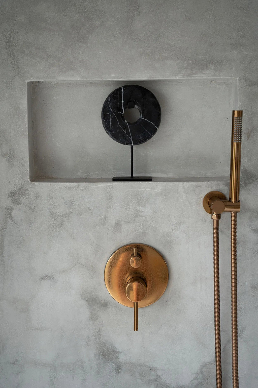 The Marble Disc on Stand - Zwart - S — Bazar Bizar, foto 2