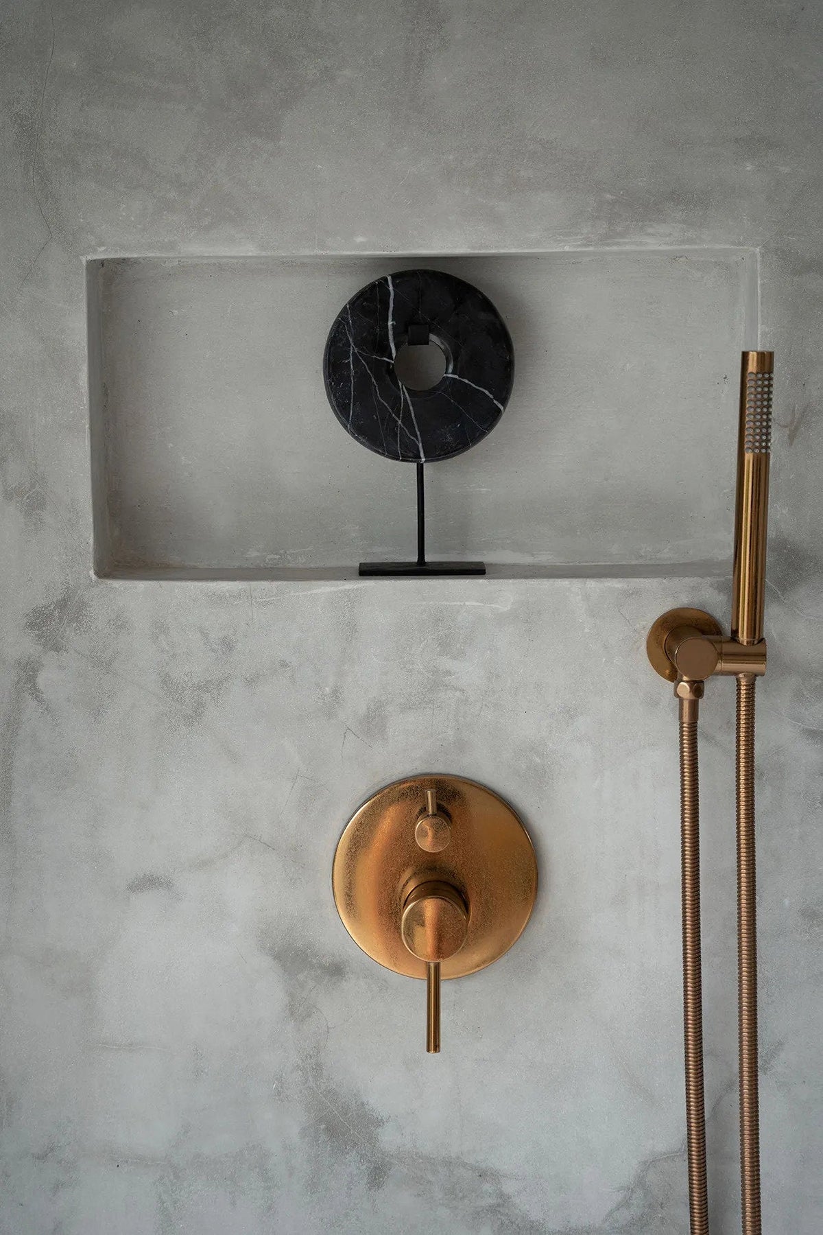 The Marble Disc on Stand - Zwart - S — Bazar Bizar, foto 2
