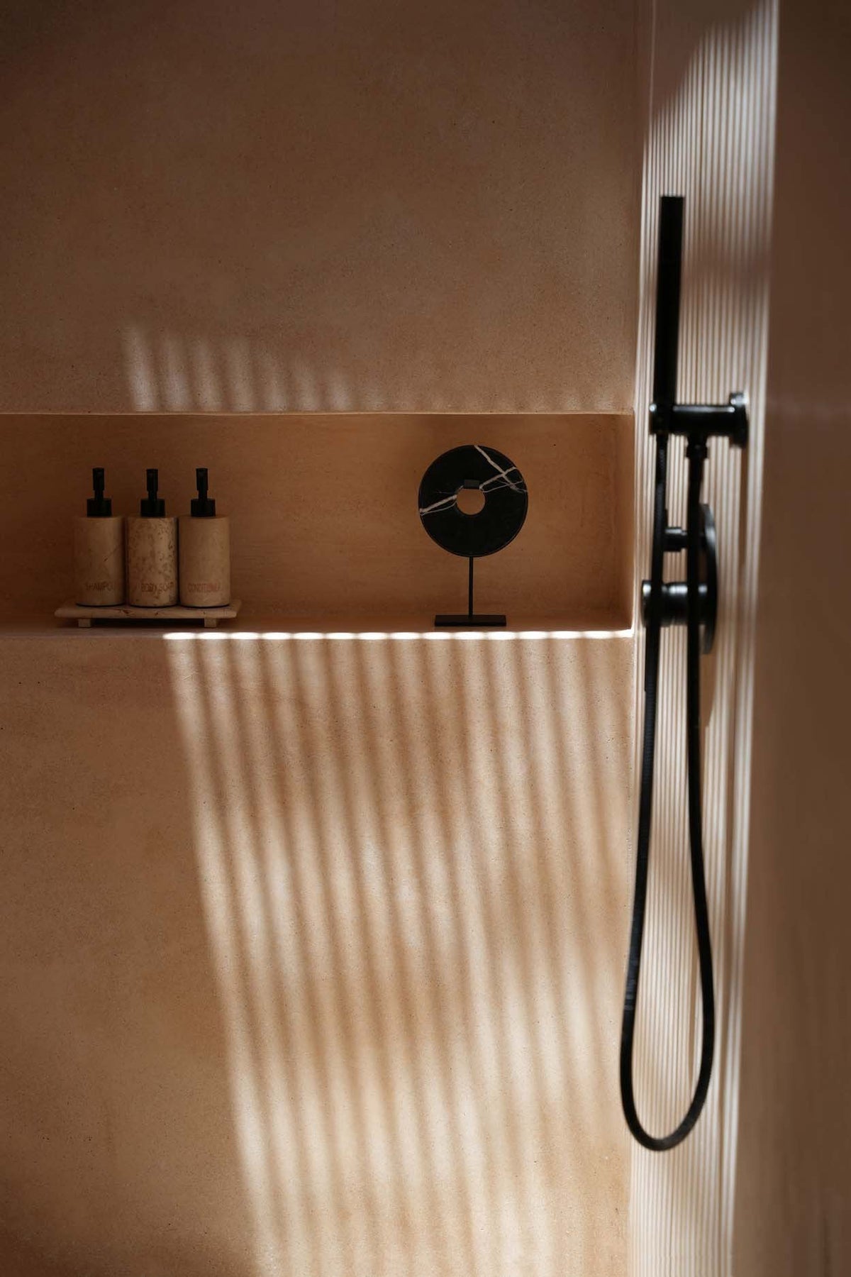 The Marble Disc on Stand - Zwart - M — Bazar Bizar, foto 4