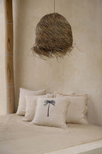 De Gili Palm Kussenhoes - Natuurlijk Zwart — Bazar Bizar, foto 4