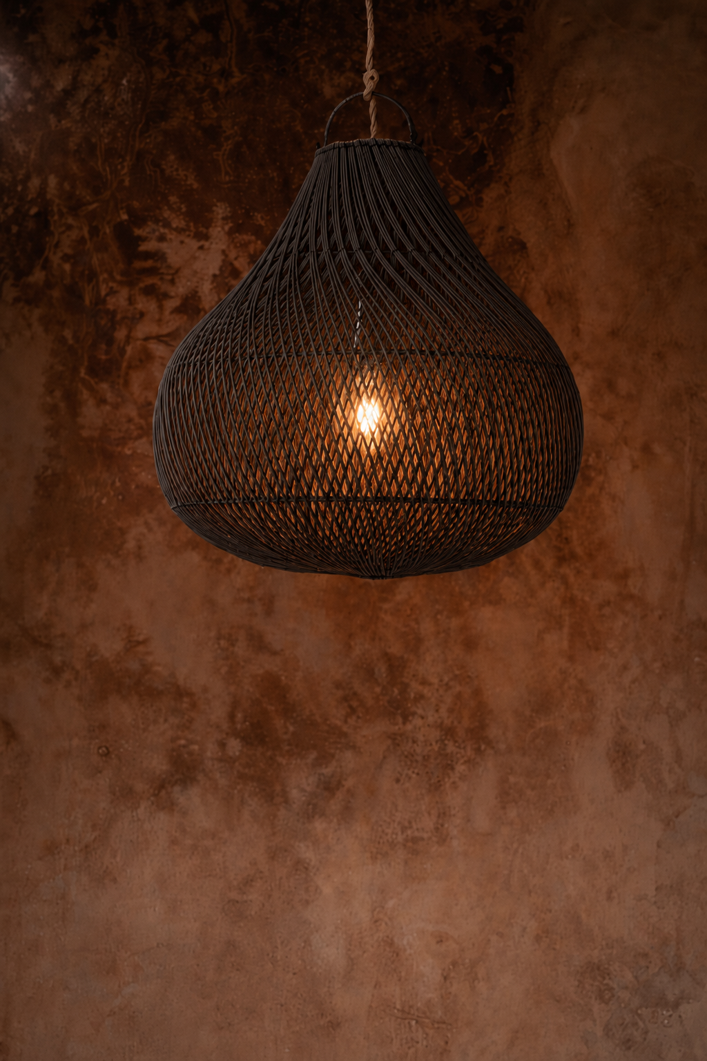 The Bottle Hanger - Zwart - M — Bazar Bizar, foto 2