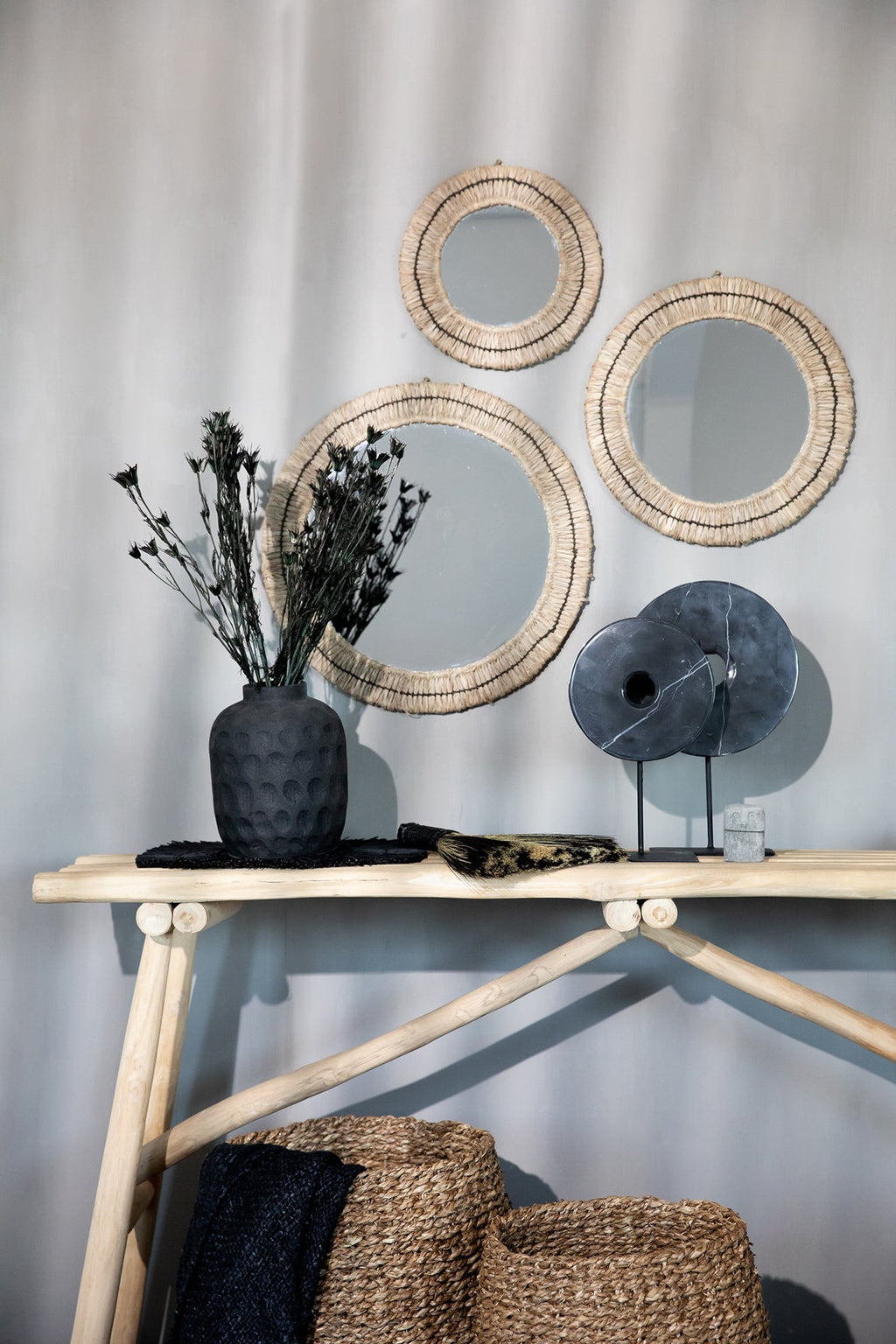 The Marble Disc on Stand - Zwart - L — Bazar Bizar, foto 2