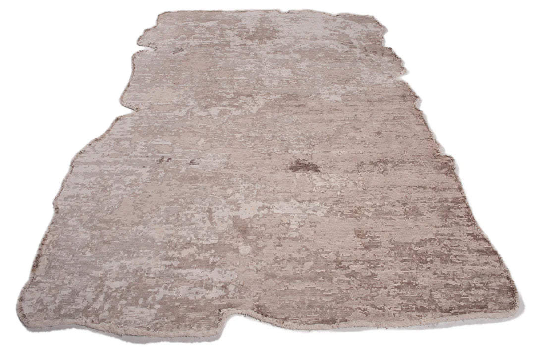 Amorphous rug – Organic design with a luxurious look