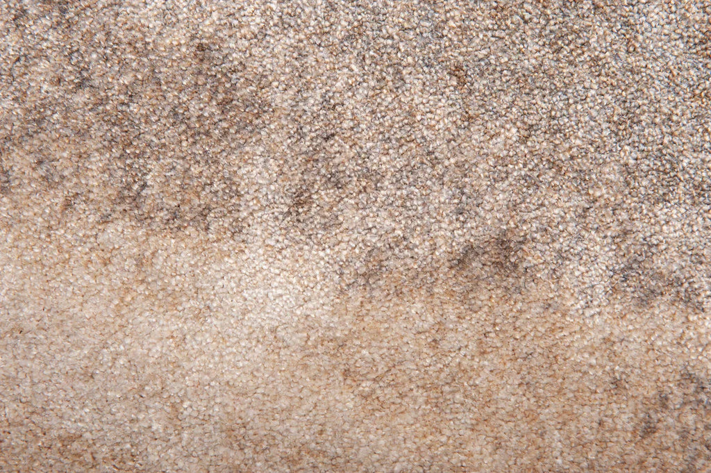 Brush Oval rug – Soft elegance with an organic shape