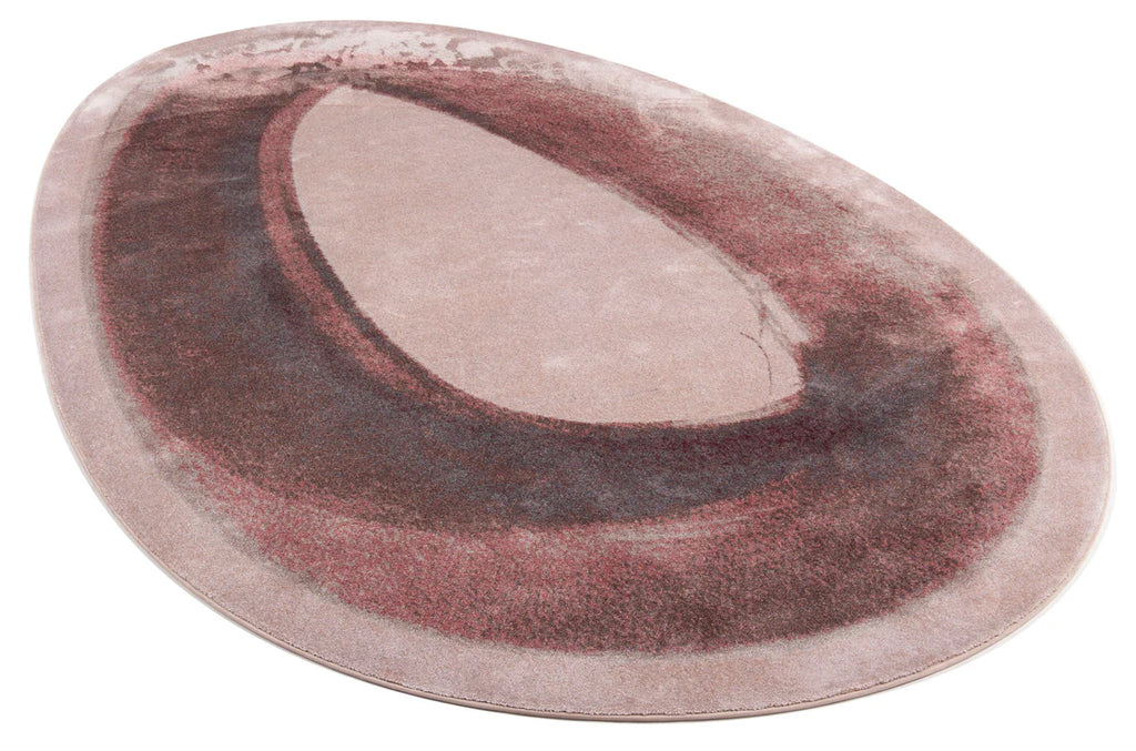 Brush Oval rug – Soft elegance with an organic shape