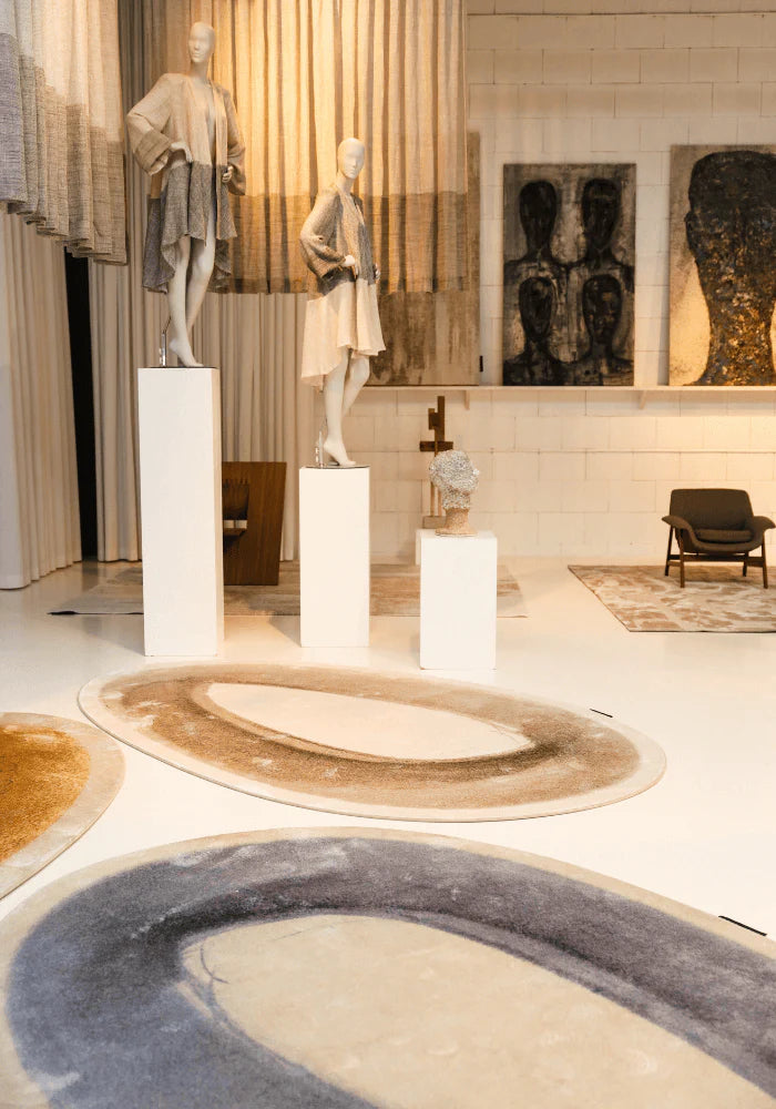 Brush Oval rug – Soft elegance with an organic shape