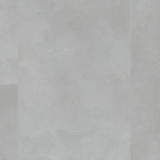 Sevilla LVT grijze PVC tegelvloer met natuursteenlook – Port of Altea showroom Altea Costa Blanca